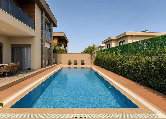 Modern Luxury Villa